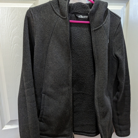 North Face - Picture 3 of 3